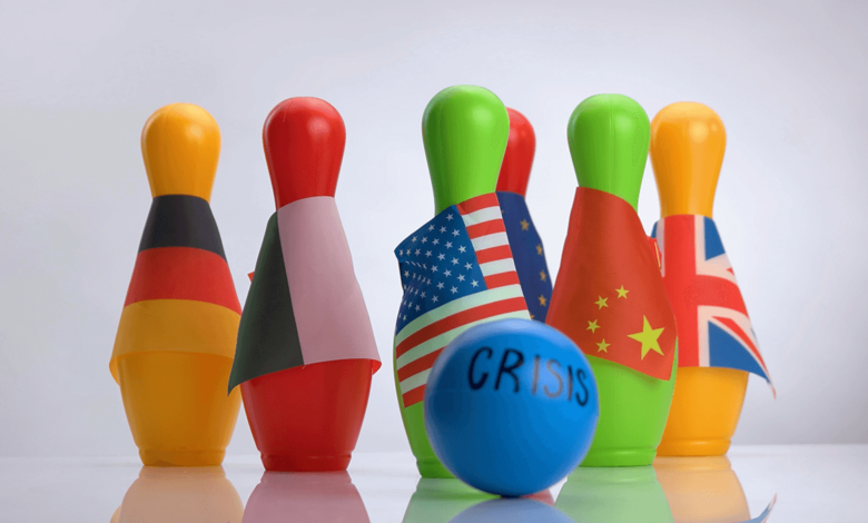 Pinos de boliche con banderas de paises